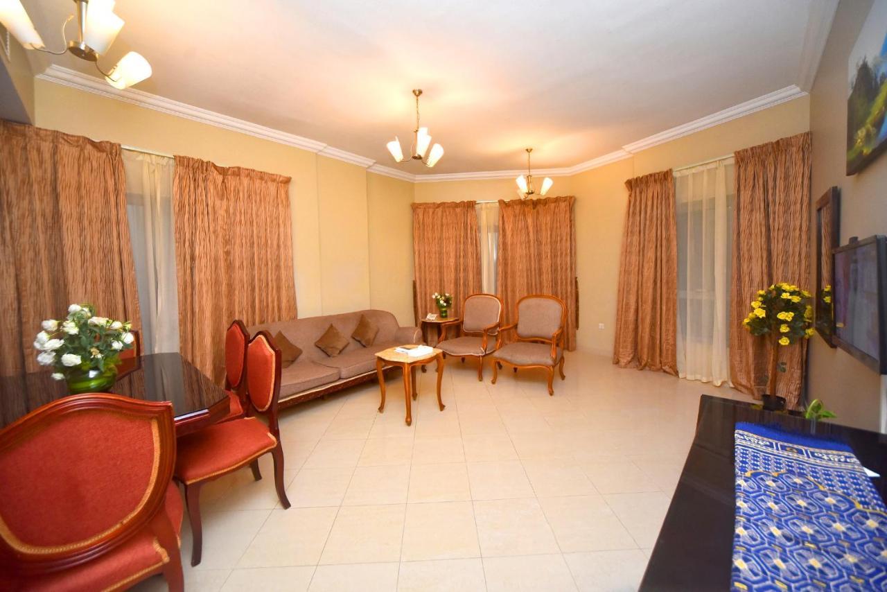Emirates Stars Hotel Apartments Sharjah Exteriör bild