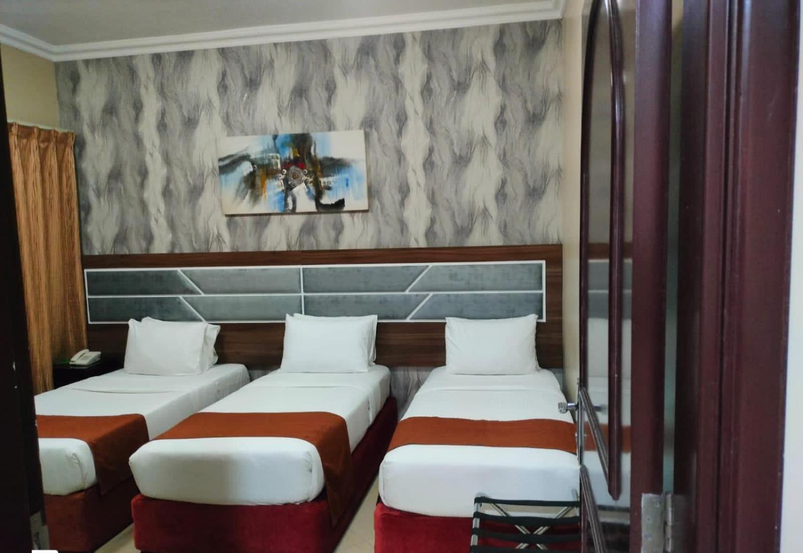 Emirates Stars Hotel Apartments Sharjah Exteriör bild